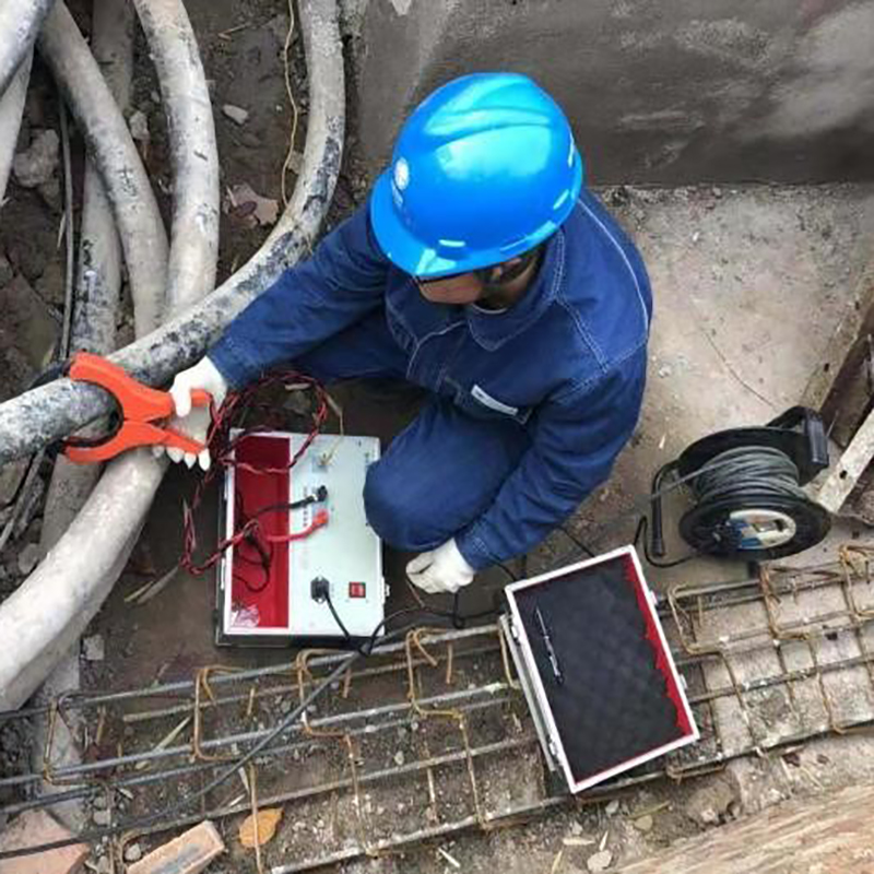 這就是電纜護層環流在線監測裝置!