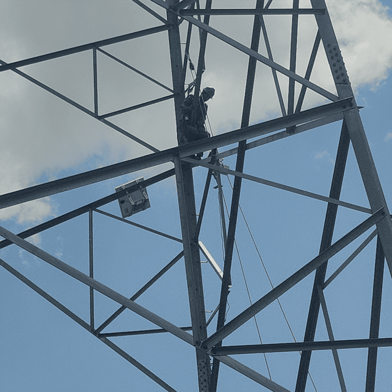 输电线路简易球机重塑山野巡防的“智慧天眼”