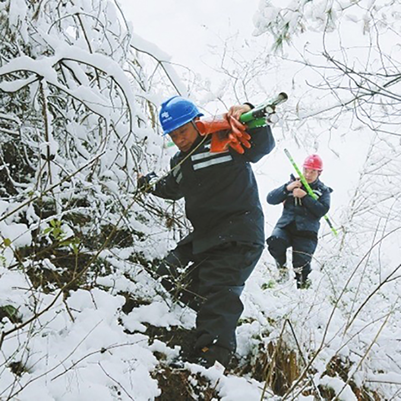 “觀冰精靈”上線！輸電線路除冰工作再添利器