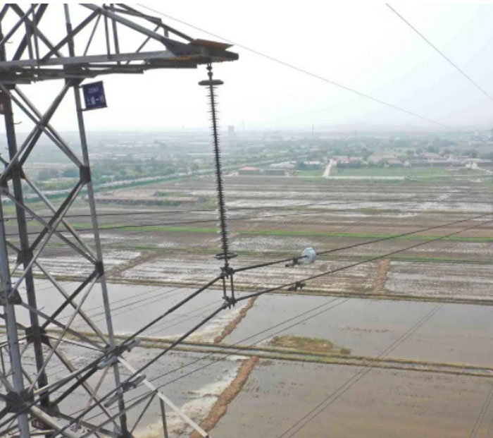 观冰精灵覆冰监测装置”，助力冬季线路安全运行