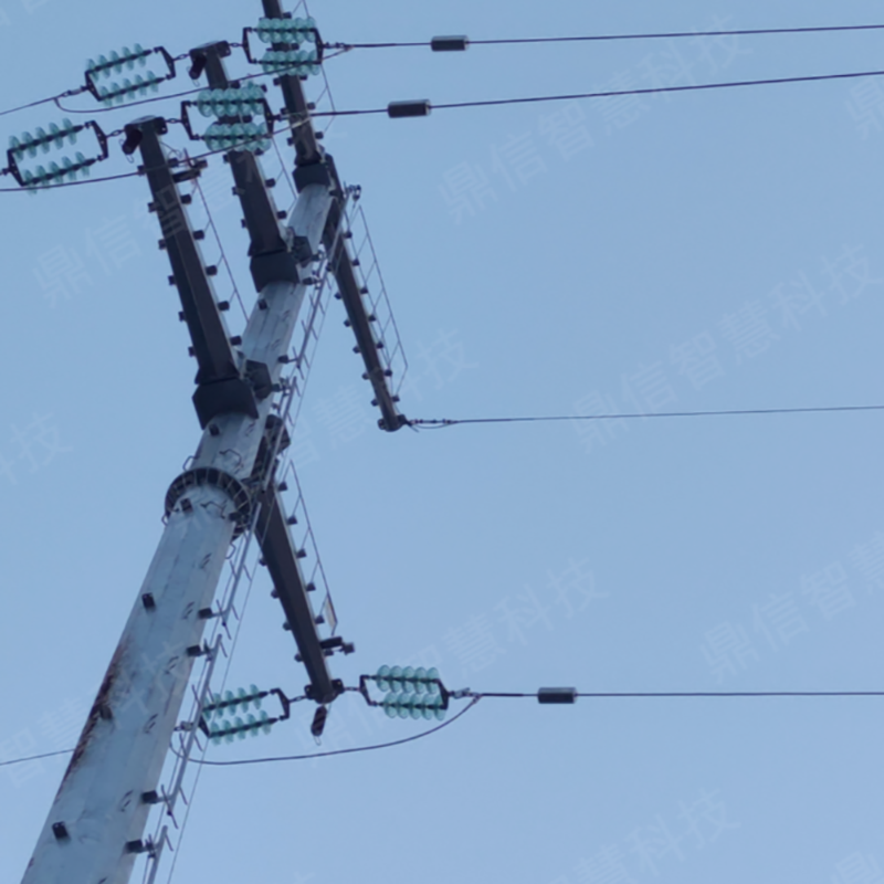 分布式架空线路故障定位装置,分别安装于A/B/C三相导线