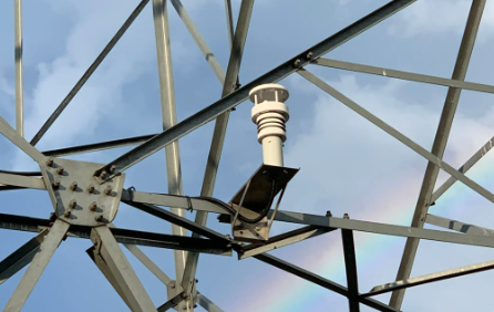 地形环境下对输电线路微气象装置影响表现如何？